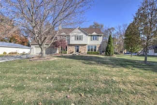 5322 Navajo Dr, Forsyth, IL 62535