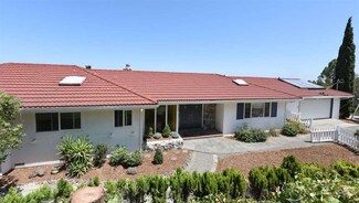 25005 Oneonta Dr, Los Altos Hills, CA 94022