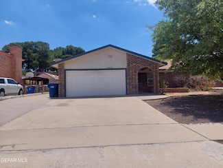 11632 Rufus Brijalba Dr, El Paso, TX 79936
