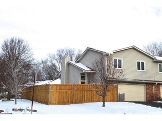 6940 6940 Maloney Ave, Edina, MN 55343