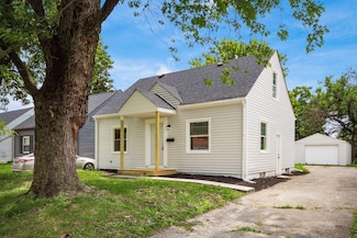 1097 Loretta Ave, Columbus, OH 43211