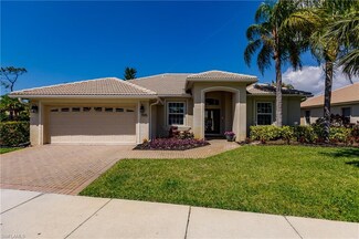 7015 Sugar Magnolia Cir, Naples, FL 34109