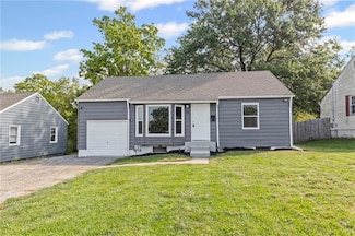 5611 Oakland Ave, Kansas City, MO 64129