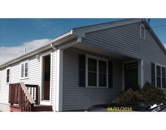 27 Fresh Meadow Dr, Wareham, MA 02538