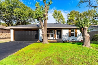 3929 Douglas Dr, Garland, TX 75041