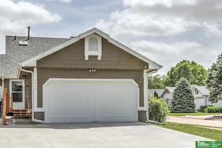 5323 S 155th St, Omaha, NE 68137