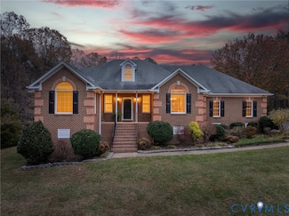 7238 Rural Point Rd, Mechanicsville, VA 23116