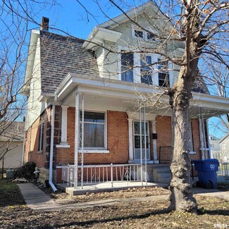 1524 Leclaire St, Davenport, IA 52803
