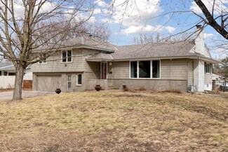 6721 Hillside Ln, Edina, MN 55439