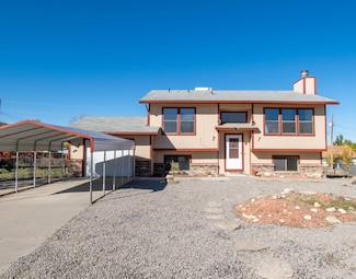 135 Carol Ct, Grand Junction, CO 81503