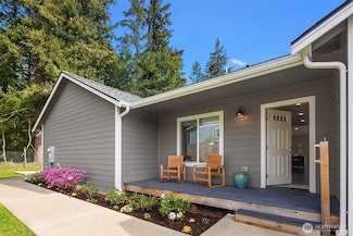 5610 Dawn Terrace, Freeland, WA 98249