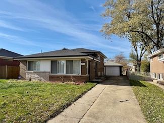 1362 Mackinaw Ave, Calumet City, IL 60409
