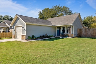 317 Chase Ave, Cleburne, TX 76031
