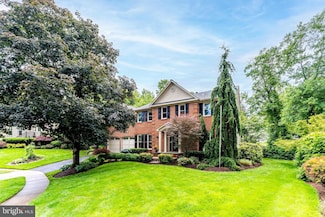 1655 Hunting Ridge Ct, McLean, VA 22101