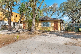 2251 19th St, Sarasota, FL 34234
