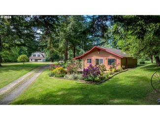 66512 Waymire Rd, North Bend, OR 97459