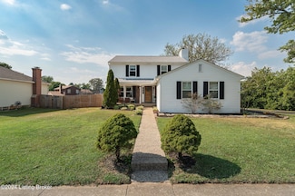8905 Wooded Glen Rd, Louisville, KY 40220