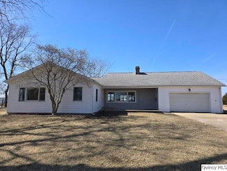 505 N Fayette St, Carthage, IL 62321