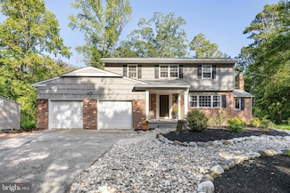 5 Birchwood Dr, Medford, NJ 08055