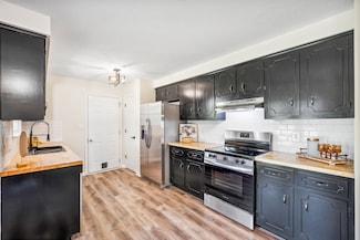 1268 Cloverdale Dr, Clarksville, TN 37040