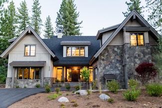 9340 Heartwood Dr, Truckee, CA 96161