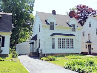 895 Caledonia Ave, Cleveland, OH 44112