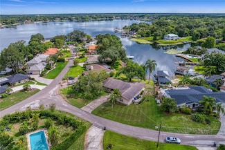 2613 Carroll Lake St, Tampa, FL 33618