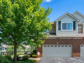 11936 Brunschon Ln, Huntley, IL 60142