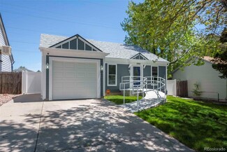 2962 S Halifax St, Aurora, CO 80013