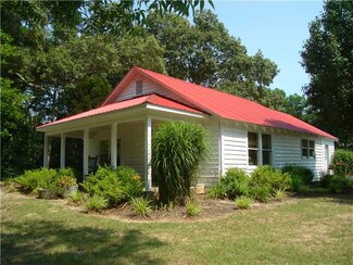 6220 Jernigan Dr, Somerville, TN 38068