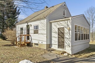156 Lebanon Rd, North Berwick, ME 03906