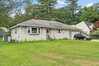 981 Lancaster St, Leominster, MA 01453
