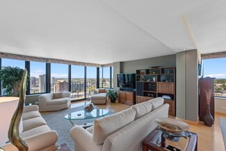 929 N Astor St Unit 2407, Milwaukee, WI 53202