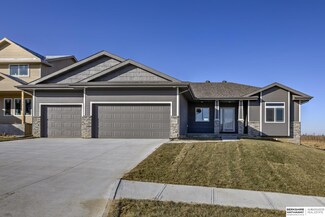 4223 Barksdale Cir, Bellevue, NE 68123