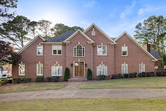 1658 Country Club Dr, Killen, AL 35645