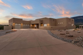 42 Apache Mesa Rd, Placitas, NM 87043