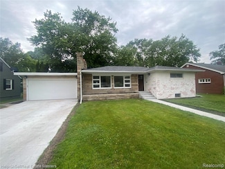2705 Stone St, Port Huron, MI 48060