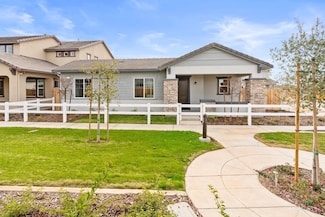 1139 Dana Ln, Madera, CA 93636