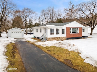 23 Failing Ave, Saint Johnsville, NY 13452