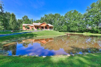 4255 Nicholson Rd, Clarksville, OH 45113