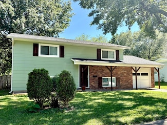 602 E Edgewood St, Springfield, MO 65807