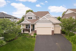 11736 Ivywood Trail, Woodbury, MN 55129