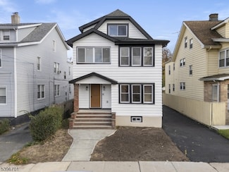 218 Ampere Pkwy Unit 1, Bloomfield, NJ 07003