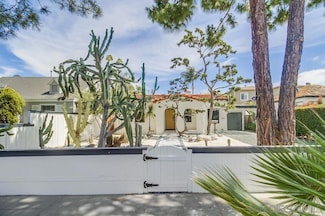 1855 Reed Ave, San Diego, CA 92109
