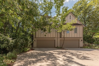 609 Ridgewood Ct Unit 3, Ann Arbor, MI 48103