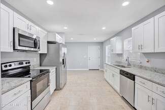 2848 W 11th St, Jacksonville, FL 32254