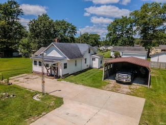 19923 Oakdale Ave, South Bend, IN 46637