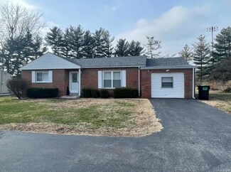 5601 Bonita Blvd, Fairview Heights, IL 62208