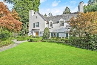 25 Moore Rd, Bronxville, NY 10708