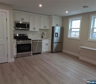 136 Elm St Unit 404, Newark, NJ 07105